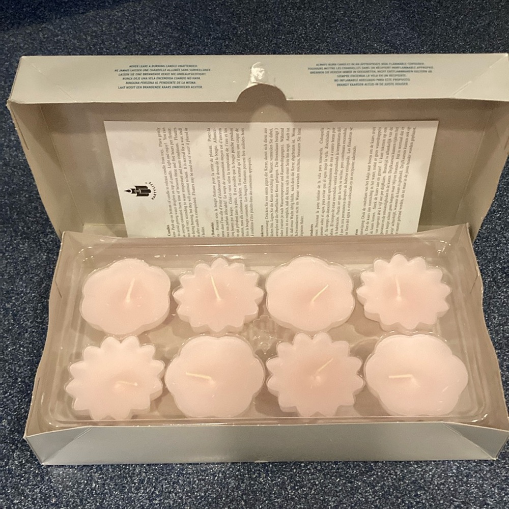 Pink Floating Scented Candles Set